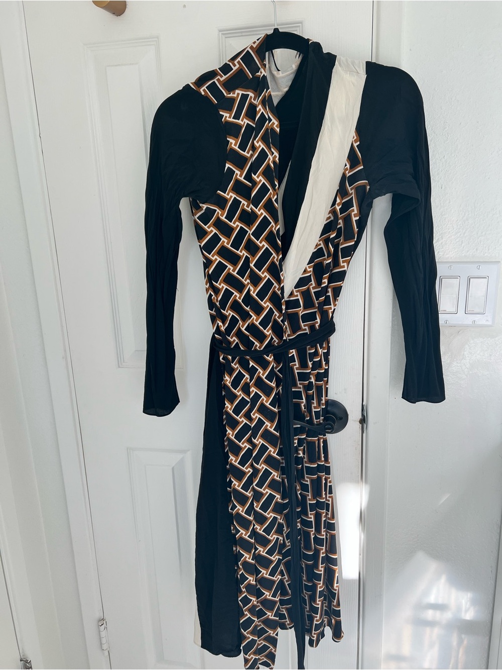 Diane Von Furstenberg Black, Cream & Gold Geometric Wrap Dress